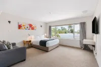 Avalon Motel Thames - Wenzel Motels Hotels in Thames