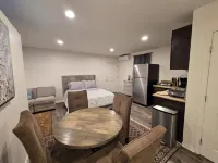 Sherman Oaks Cozy Guest House