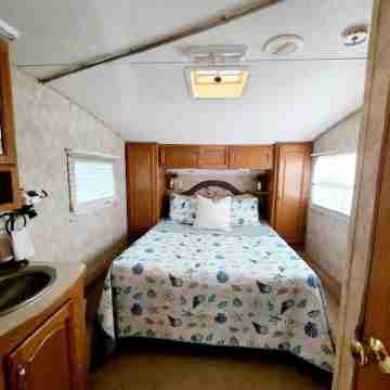 La Parguera, precioso , privado y comodo trailer se alquila, cerca de todo Rooms