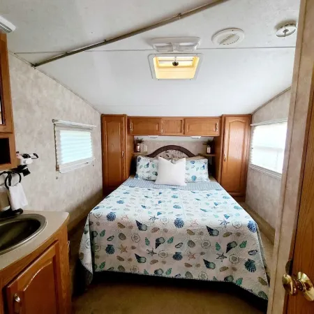 La Parguera, precioso , privado y comodo trailer se alquila, cerca de todo