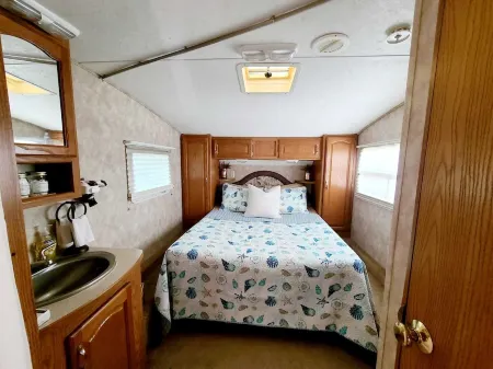 La Parguera, precioso , privado y comodo trailer se alquila, cerca de todo