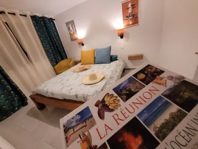 x1f31e;Heva Refugex1f33a; - Accommodation in the heart of Salazie Hotels near Piton des Neiges