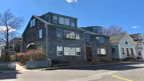 Beautiful Rockport, steps to Front Beach, restaurants, shopping