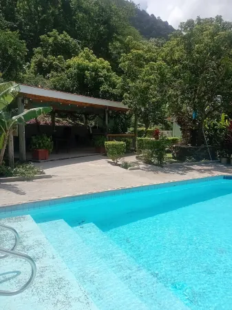 Pinard's Mountain Resort - Cottage 5