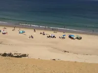 Cozy lake house minutes to Craigville Beach Hotels in Centerville