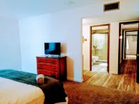 Love Your Sun City Vacation in this Gorgeously Updated Home!!