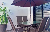 OFFER Excellent Private Residential House, Swimming Pool, Barbecue, Garden