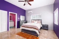 The Palms At Wentworth *Brand New* Full Staff Hotels in Galina