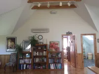 Tranquil studio apartment on peaceful lake in Maine