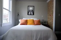 Central London - Clean, Modern & Comfortable. Downtown w/ Free Parking & Wi-Fi Hotels near SEPHORA