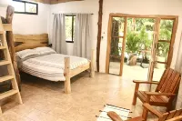 Nature Lovers Paradise w/ outdoor bath - 4 min walk from the beach!