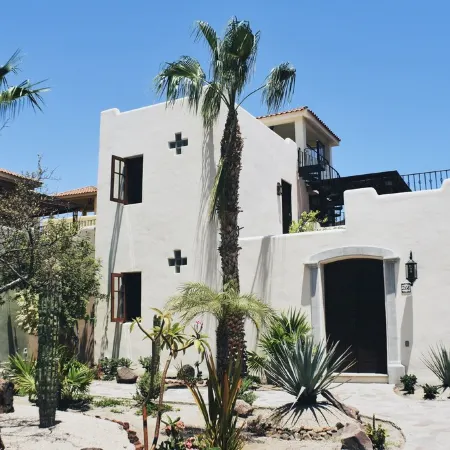 Casa Paraiso - 1 minute walk to the Beach!