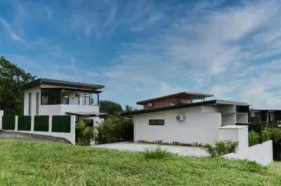 Brand-New Private Villa with Pool, Panoramic Views, and Modern Comforts Hotel a 