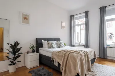Large Central Gothenburg 2bd Apt Hotels in 