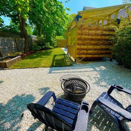 West Dennis Central - 5 bed, 3 bath, 2 kitchen huge yard!Two hot tubs!