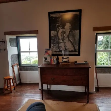 Country Cottage - Cedros, typical Azorien Big House with garden and seaview
