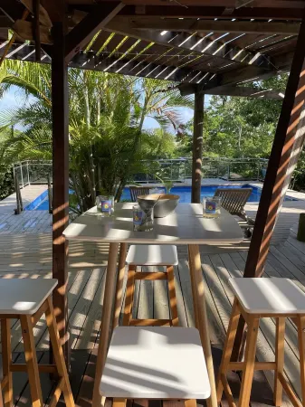 Wooden villa with private pool in a tropical garden 3 minutes from the beach Отели в г. Сент-Ан