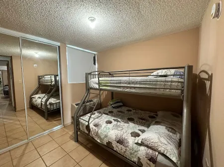 Costa del Mar 301A, a true beach getaway, WiFi, A/C, impressive views