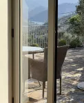 Detached house in the Douro with stunning river and mountain views
