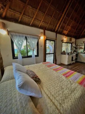 Beautiful cottage in front of the sea. Tulum.