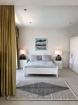 Gran Harbour Penthouse Hotels near Bebirgu