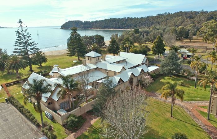 Seahorse Inn Hotel & Villas