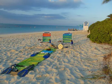 Beautiful Waterfront Villa Dockside Patio Kayaks optional Jeep Suv Boat Seadoo