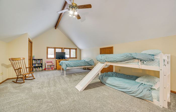 Remote & Peaceful Getaway w/ Games in Eckerman