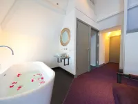 Wolf Hotel Kitchen & Bar Hotels in Alkmaar