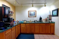 The Gunnison Inn at Dos Rios Golf Course - breakfast