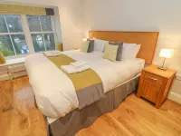 Frost Hotels in Claife