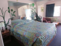 Travelers Inn and Suites Liberty