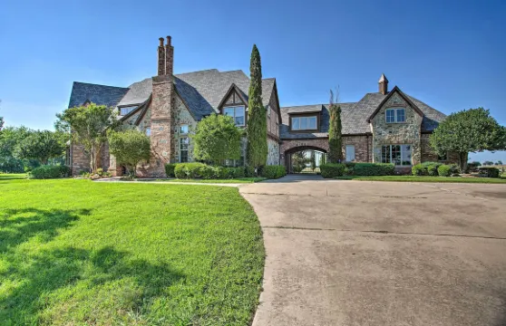 歡迎家庭入住！豪華的塞萊納住宅，帶遊戲室