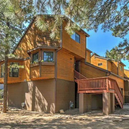 Wooded Retreat w/ Deck: 4 Mi to Downtown Flagstaff