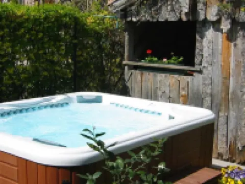 Garni Meinrad Hotels in Ora