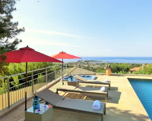 Villa Azur Golf Hotels in Bandol