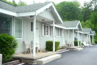 喬治湖一室公寓汽車旅館 威廉亨利堡（Fort William Henry）附近的飯店