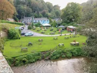Farley Cottage II Hotels in Uttoxeter