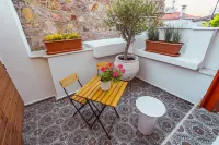 Ivy Ayvalik cafe & Bar Hotels in Ayvalik