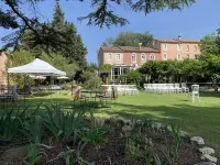 Moulin de la Roque Hotels in Entraigues-sur-la-Sorgue