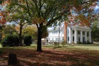 The Colonels B&B and Inn فنادق في Oconee County