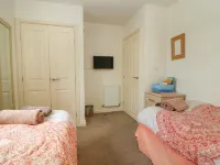 104 Sunrise Drive Hotels in Filey