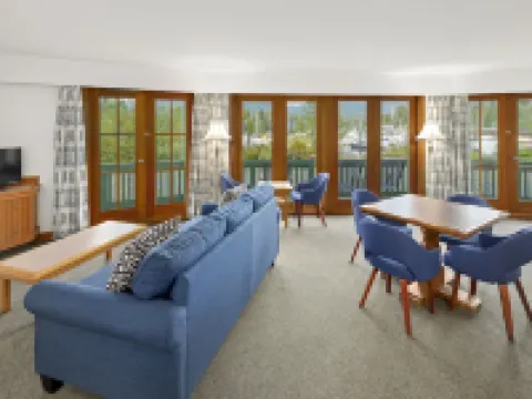 Canadian Princess Lodge & Marina Hotels in Ucluelet