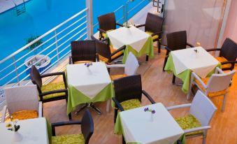 Amaryllis Hotel Apartments