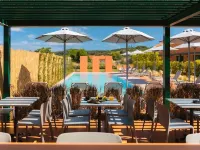 Cape Resort Hotels in Esperii