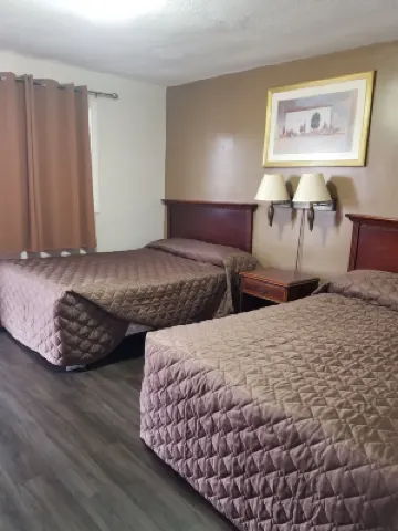 理查德湖汽車旅館