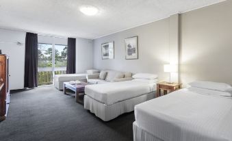 Dorset Gardens Hotel