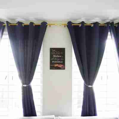 Luxurious Double Deluxe with WIFI near SM Lucena Others