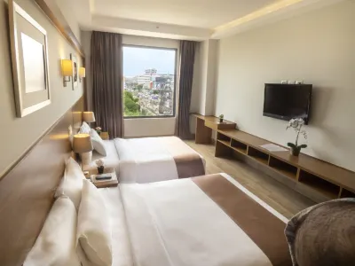 Weston Suites Hotel Hotel a 