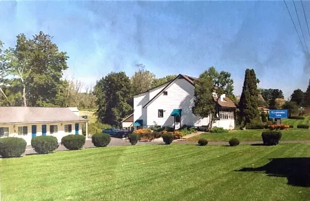 Economy Inn Ithaca Отели в г. Итака